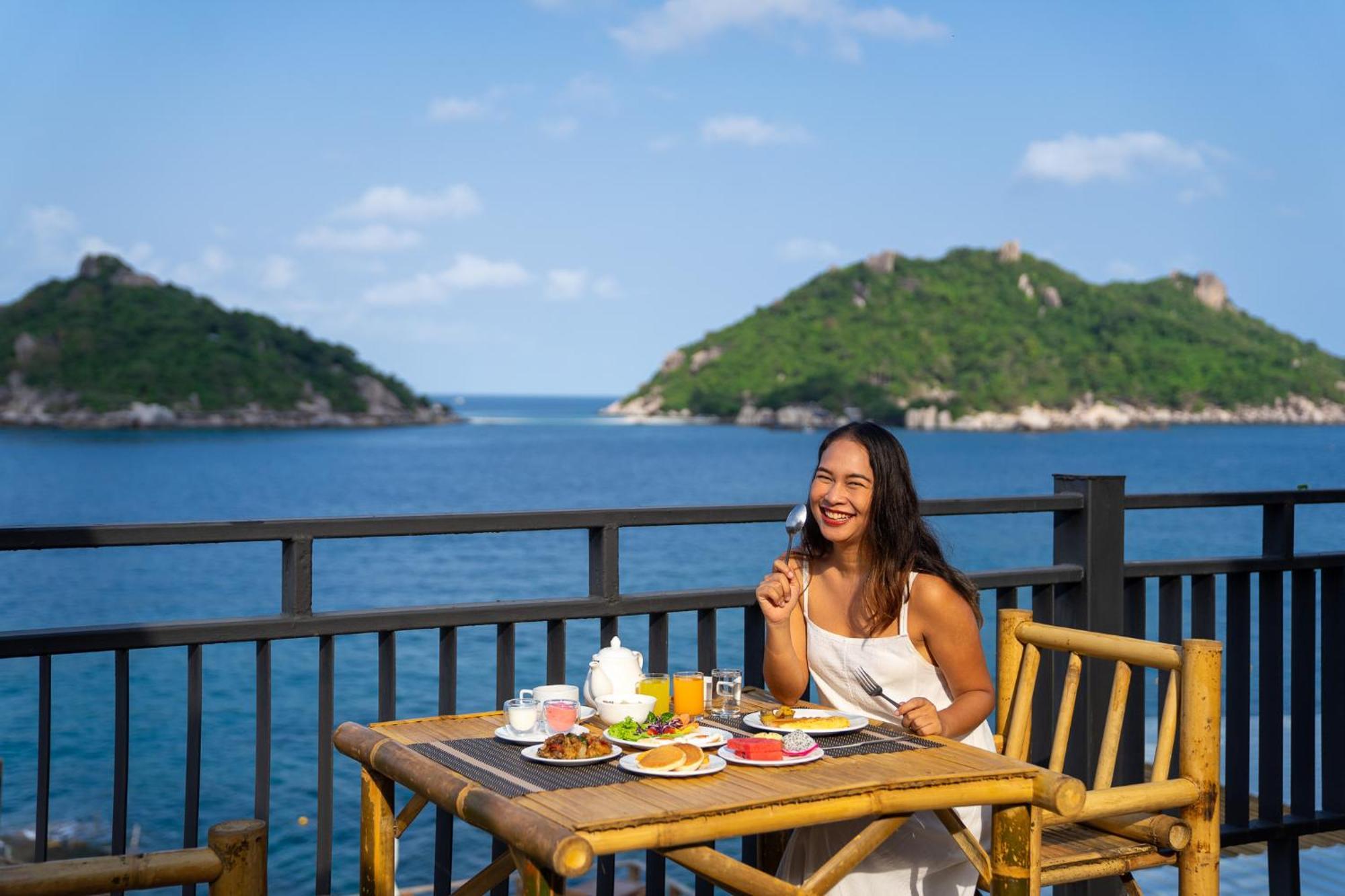 Dusit Buncha Koh Tao By Riya Group Hotel Exterior foto